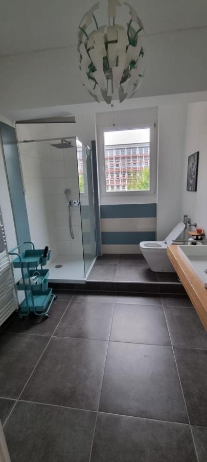 Schoenes Modernes Loft In Essen - Suedviertel Bagian luar foto